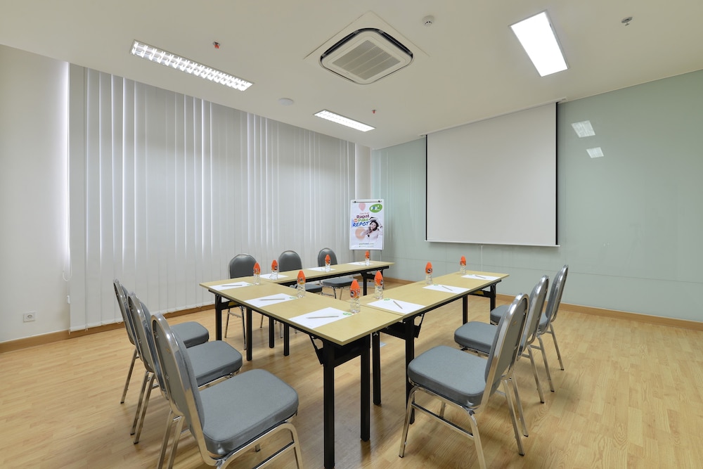 Pop Hotel Timoho Yogyakarta 18/29