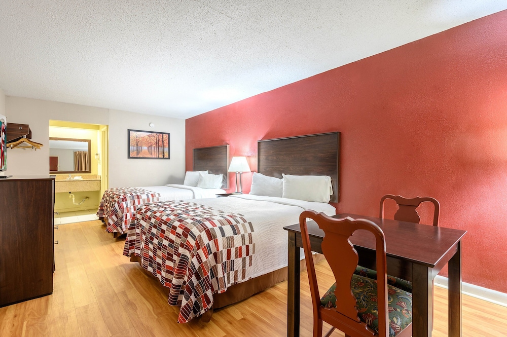 Red Roof Inn Sylacauga 20/34
