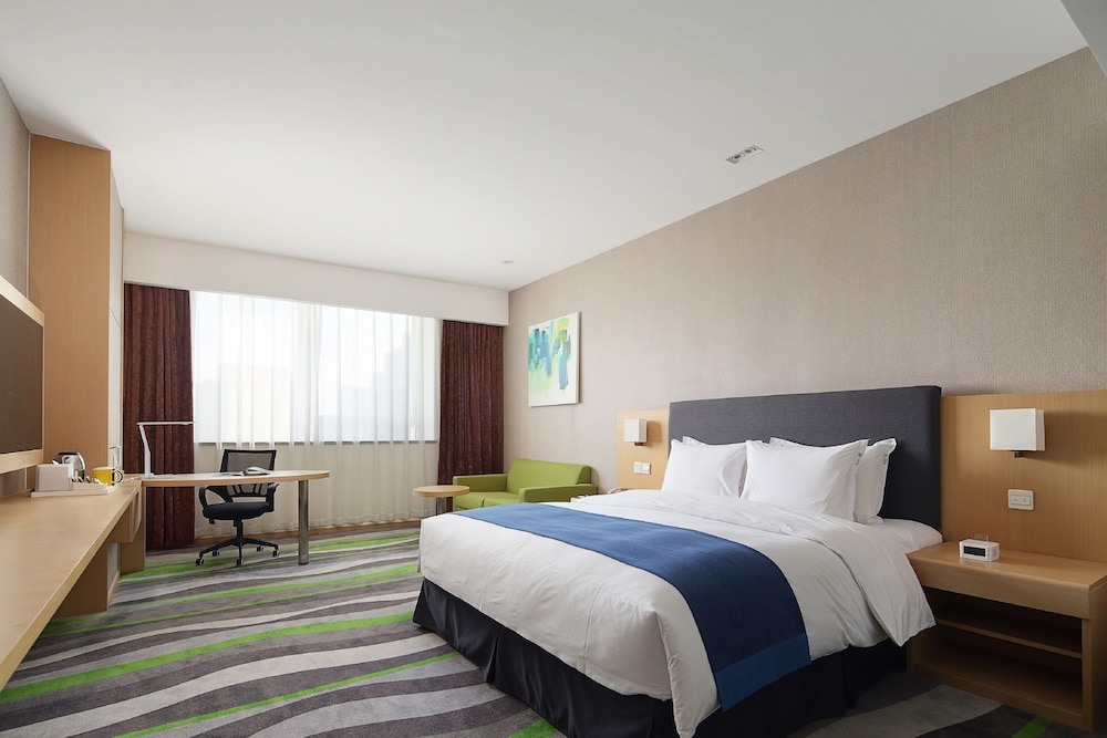 HOLIDAY INN EXPRESS JINAN HIGH-TECH ZONE 21/56