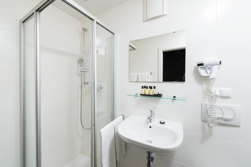 Munich Inn Design Hotel 20/20