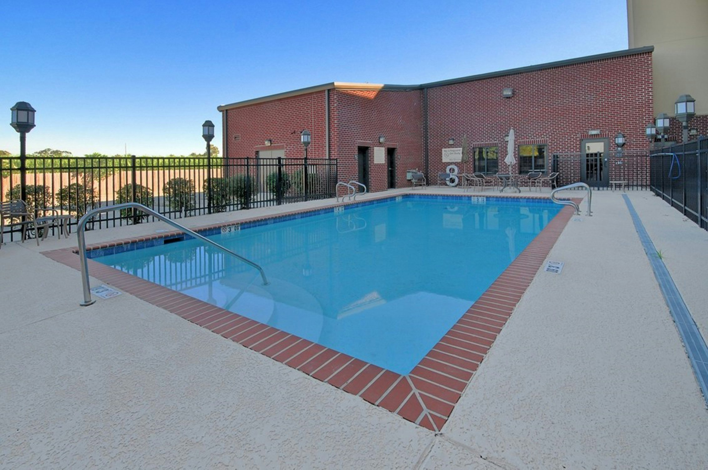 Hampton Inn Suites New Iberia Avery Island 28/47