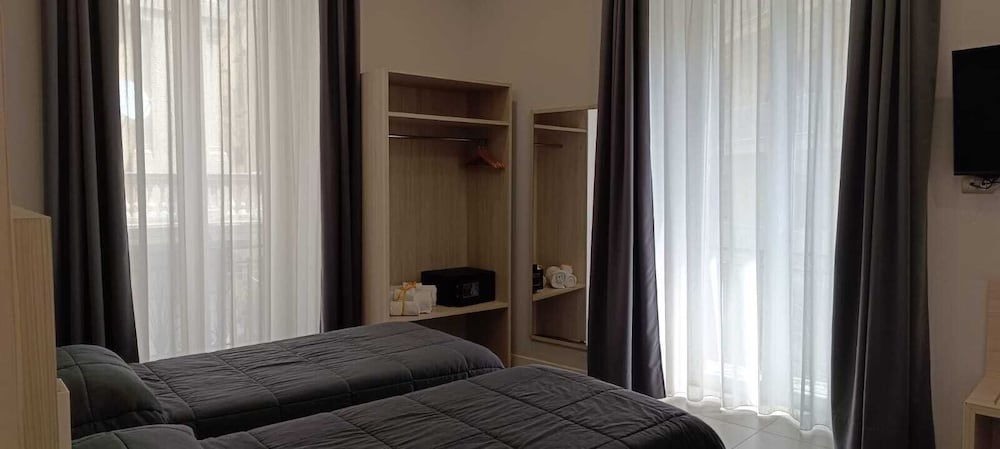 Schilizzi Hotel 11/50