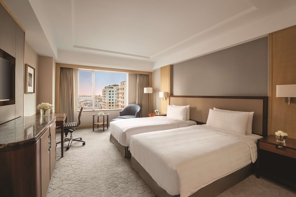 Deluxe, Twin Beds, Shangri-La Changchun 3/10