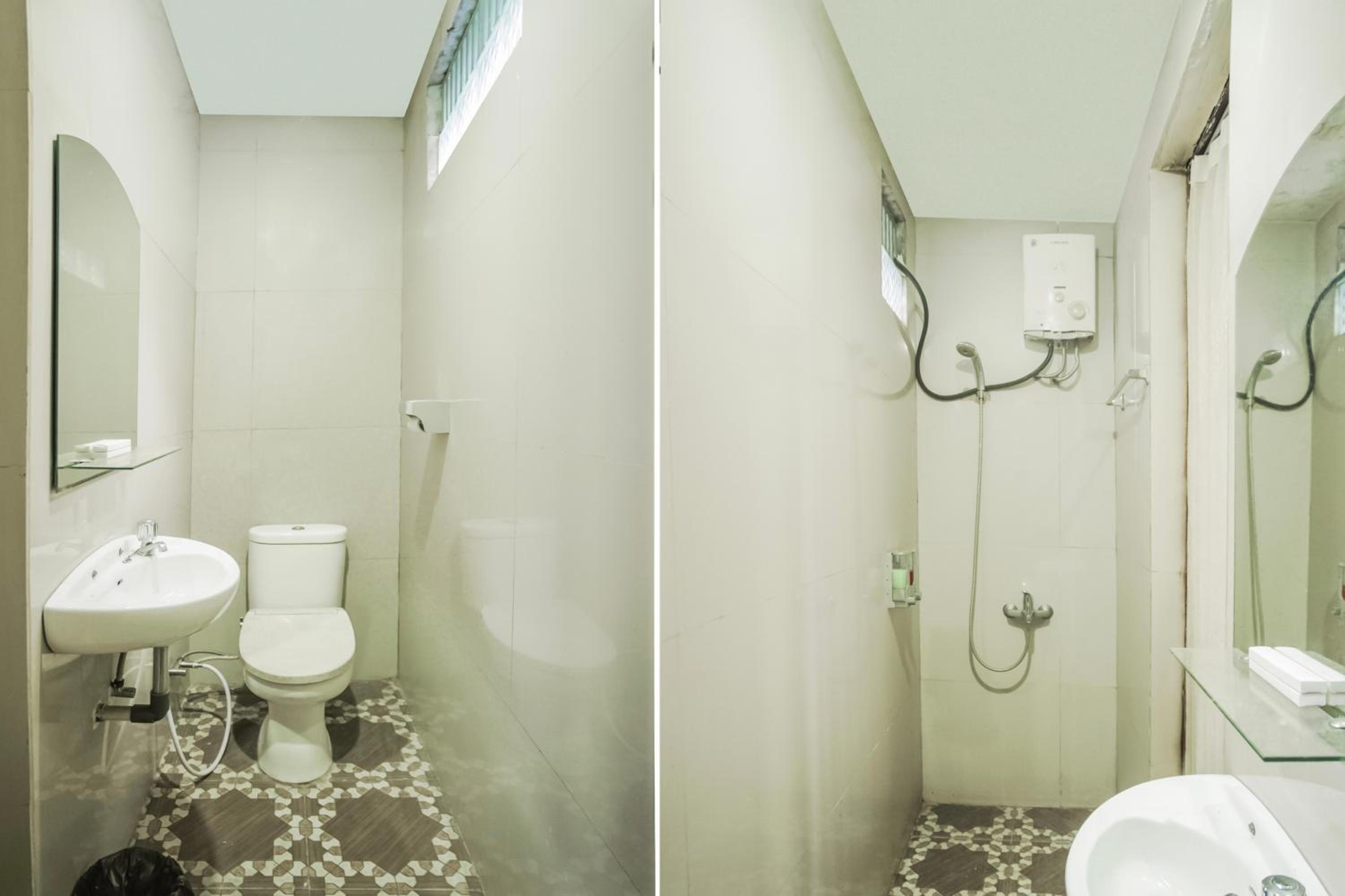 Deluxe, Family, Townhouse Oak Ilir Timur I Near Ptc Mall 4/4
