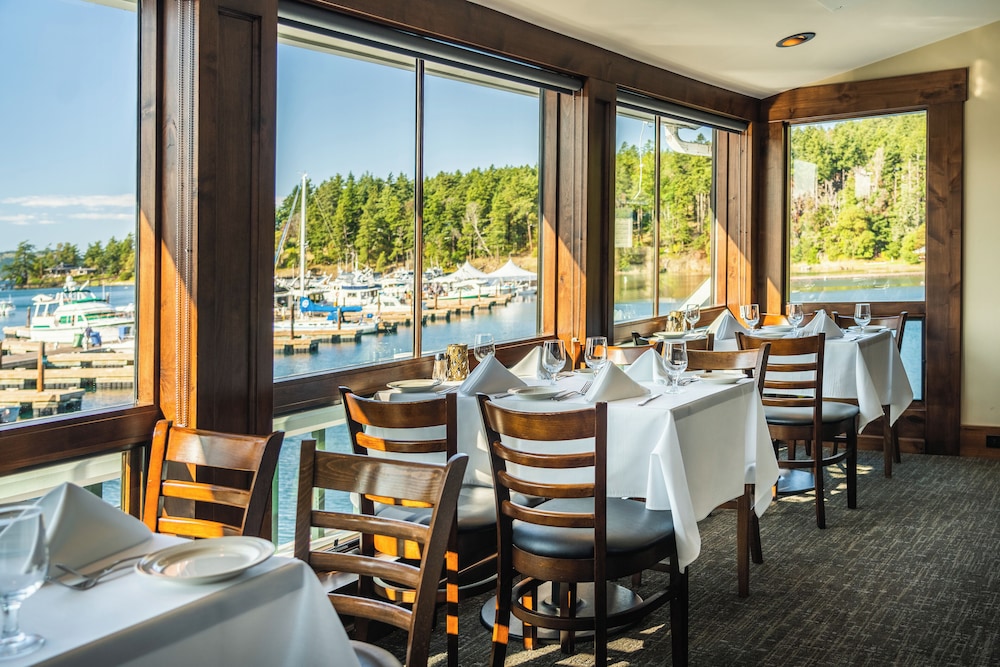 Roche Harbor Resort 62/77