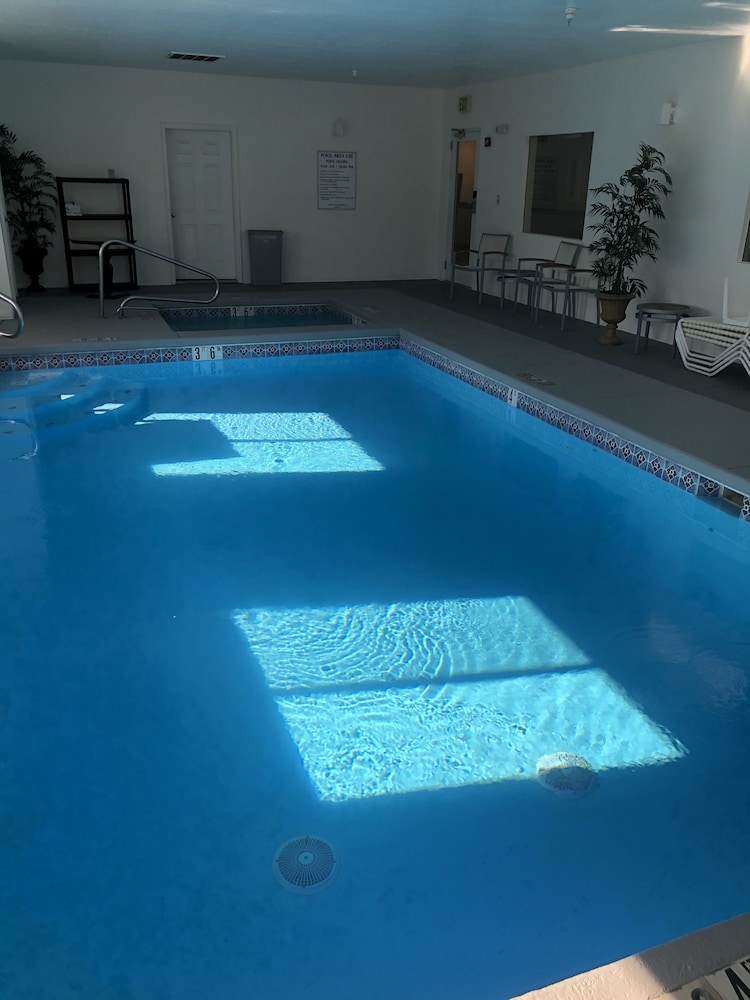 swimming pool spa