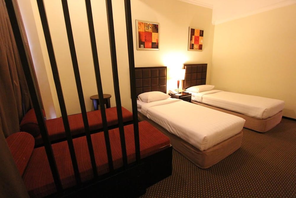 Harmoni One Convention Hotel and Service Apartments 31/65
