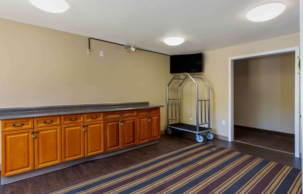 Extended Stay America Boston-Woburn 7/41