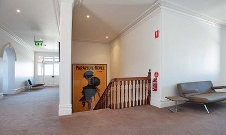 Ikon Hotel 13/18