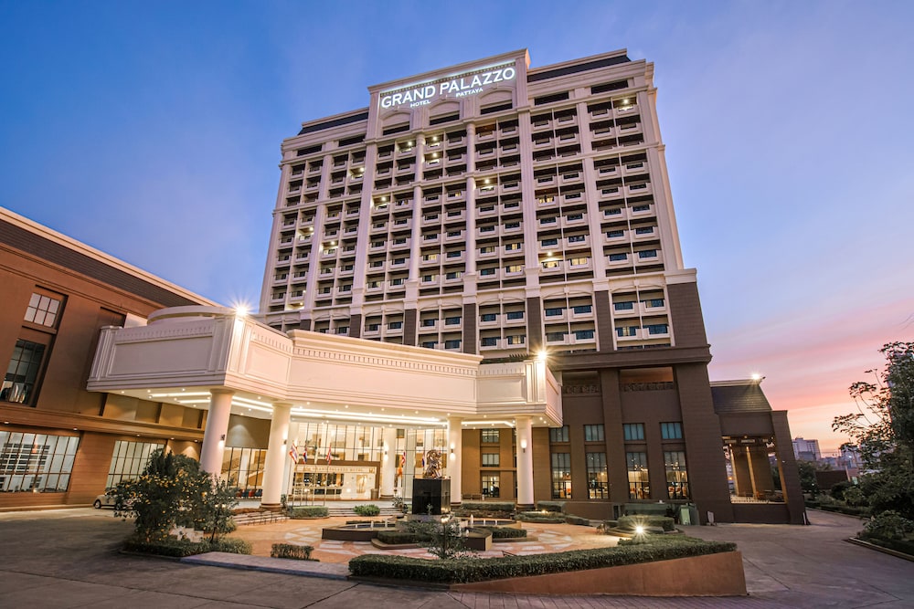 Grand Palazzo Hotel 3/61