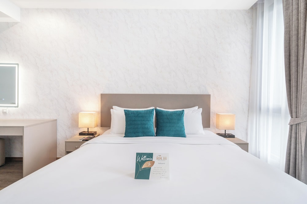 The Rich Residence Sukhumvit Nana 22/50