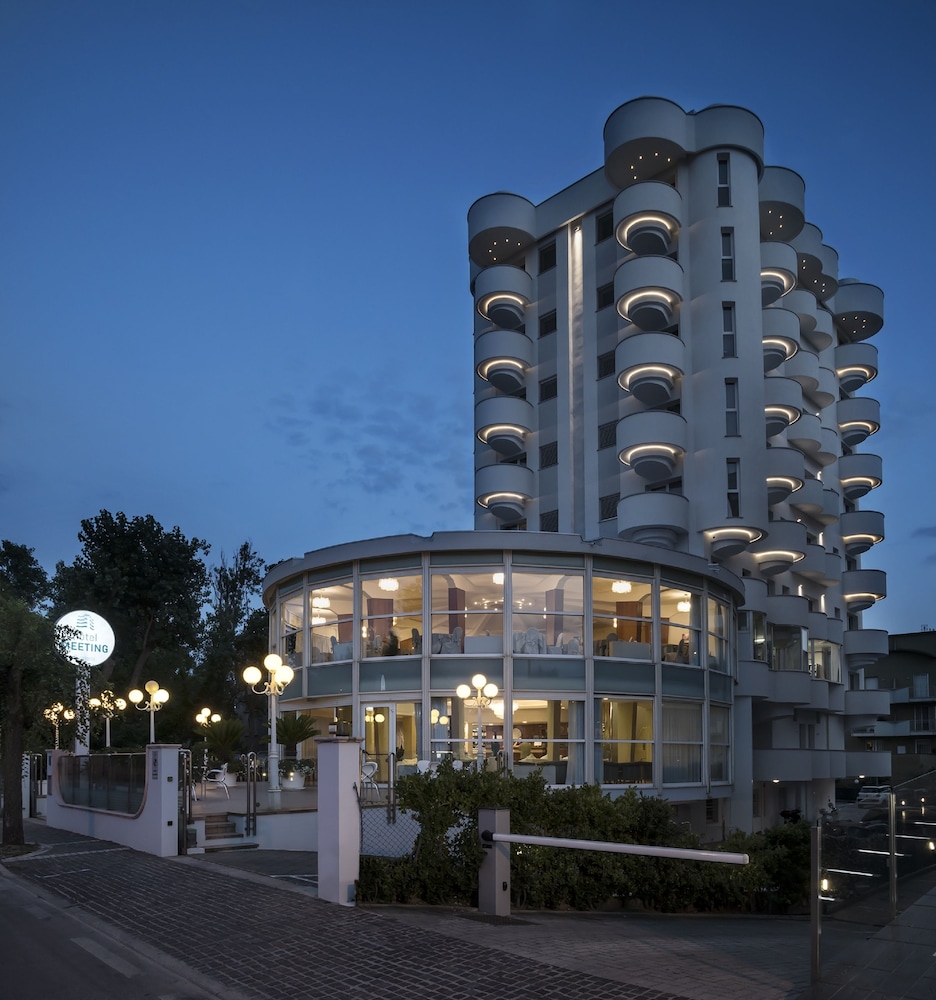 Meeting Hotel 4/50