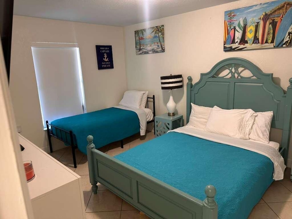Port St Lucie 3BD -2B 2/32