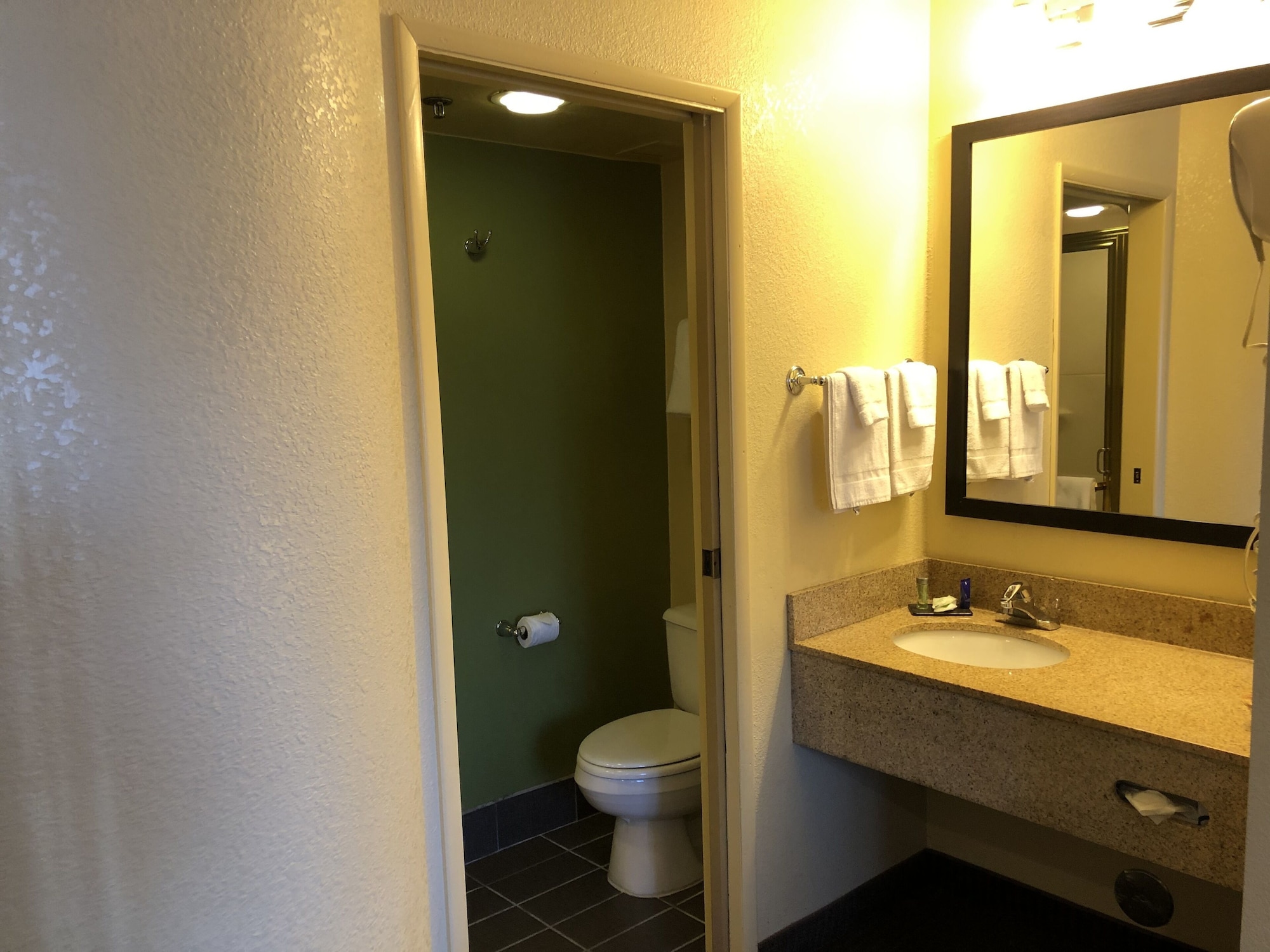 غرفة قياسية بسرير كوين، Sleep Inn West Valley City - Salt Lake City South 5/5