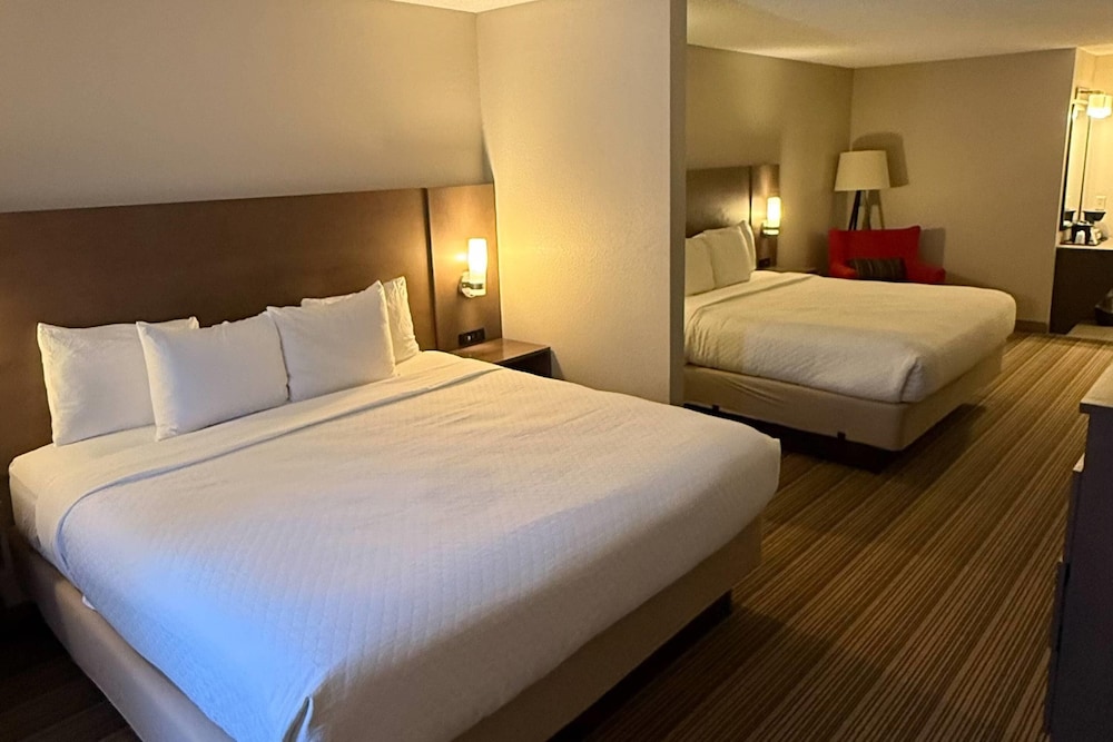 Country Inn Suites By Radisson Mason City Ia 13/50