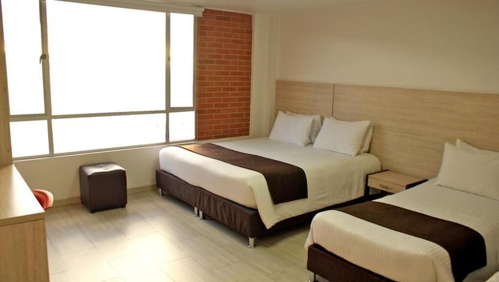 Hotel Bestmark Platinum 7/42
