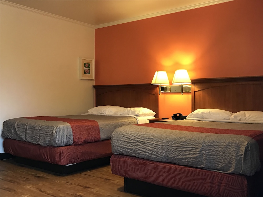 Motel6 Front Royal, VA 11/53