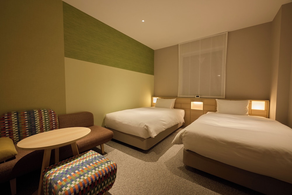 SUPERIOR, TWIN BEDS