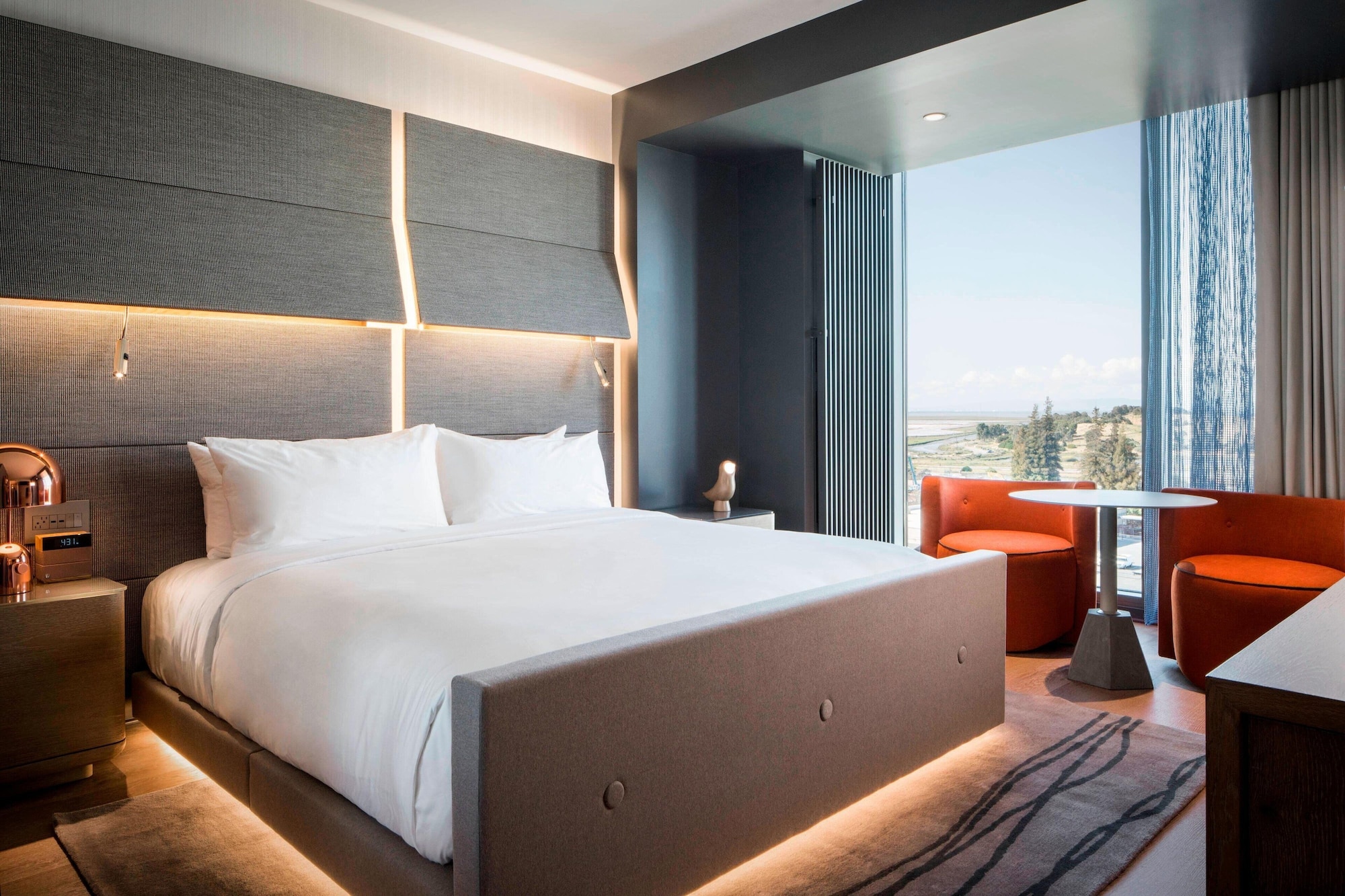1 Bedroom, Suite, Bay View, Balcony