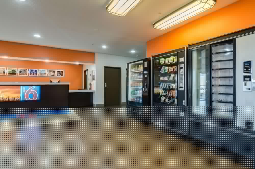 Motel6 Lincoln, NE 8/50