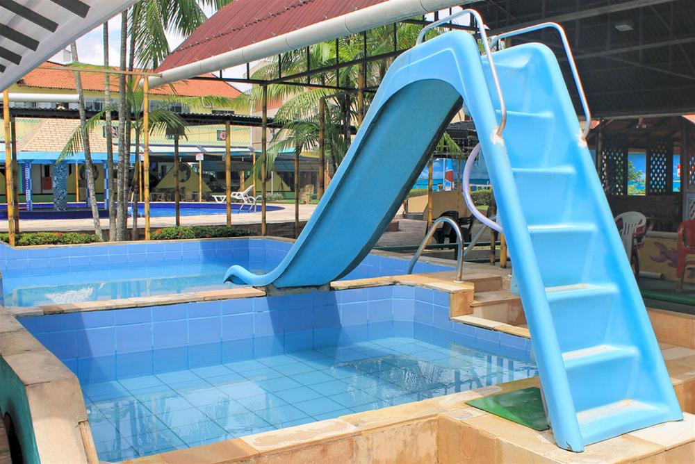 Hotel Riviera D amazonia 40/47