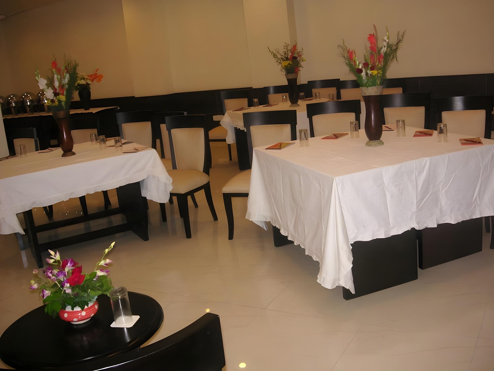 Meridian Plaza Hotel 28/34
