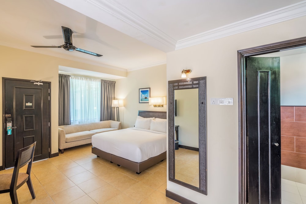 PREMIER, DOUBLE BED, GARDEN VIEW, BALCONY