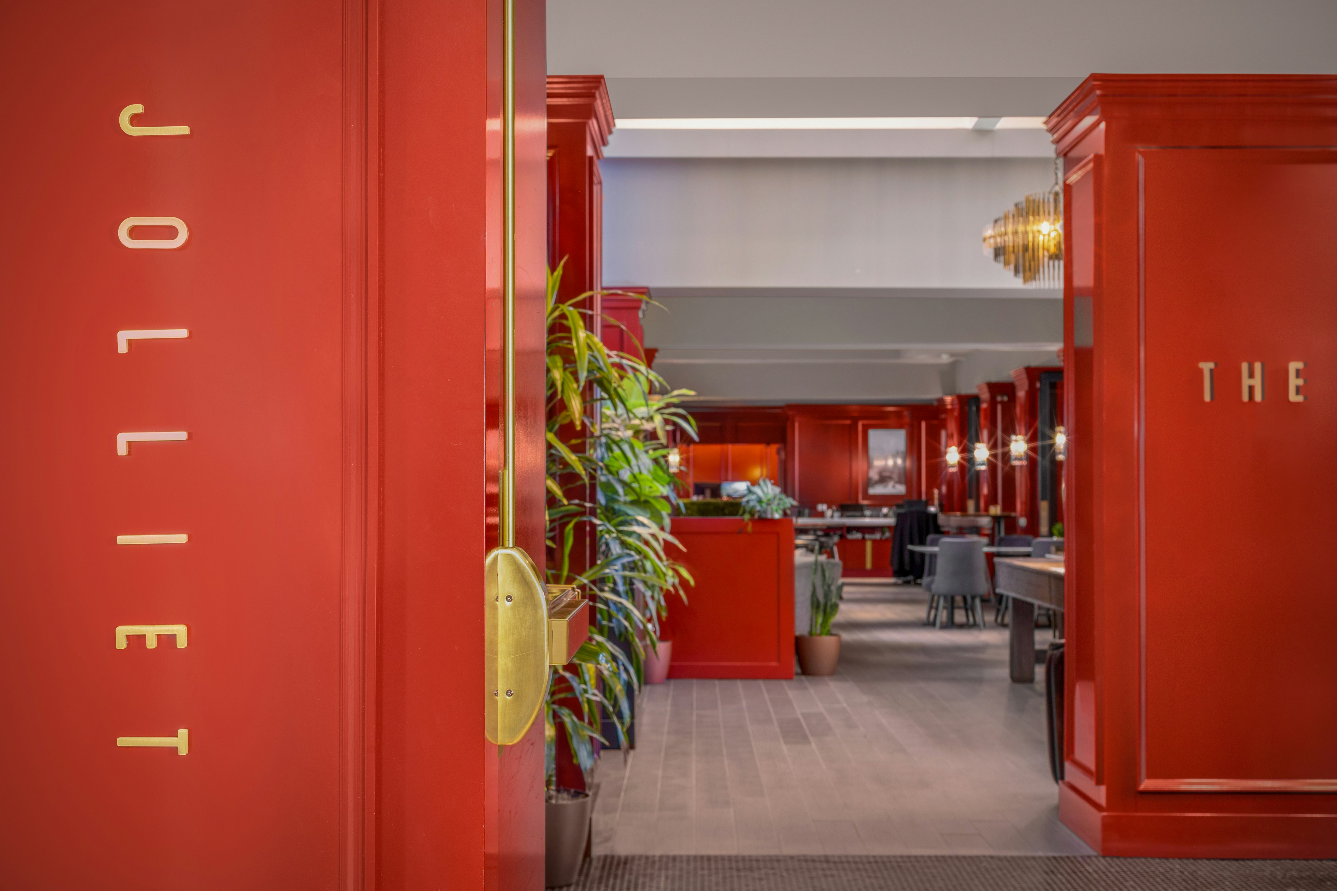 THE MARQUETTE HOTEL, CURIO COLLECTION BY HILTON 8/59