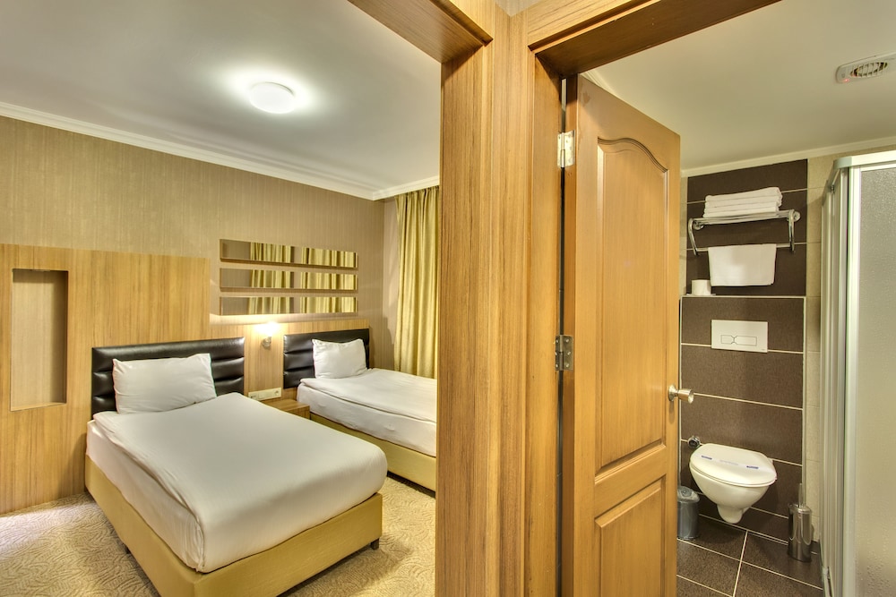 ANTROYAL HOTEL 25/50