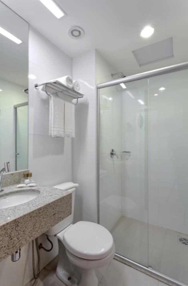 Ibis Styles Belem Hangar 68/69