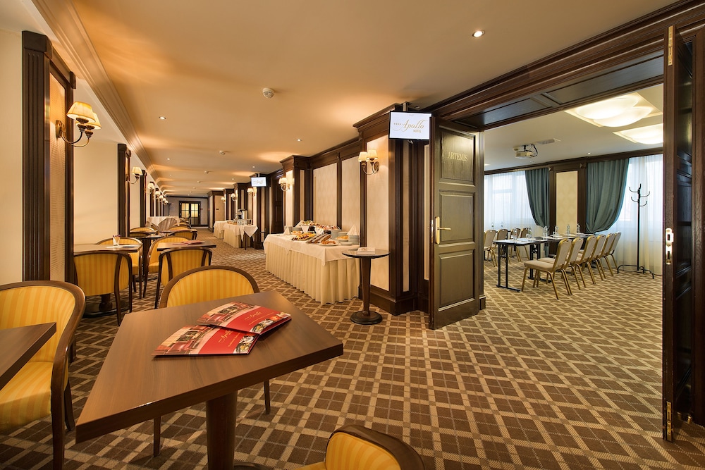 Apollo Hotel Bratislava 54/65