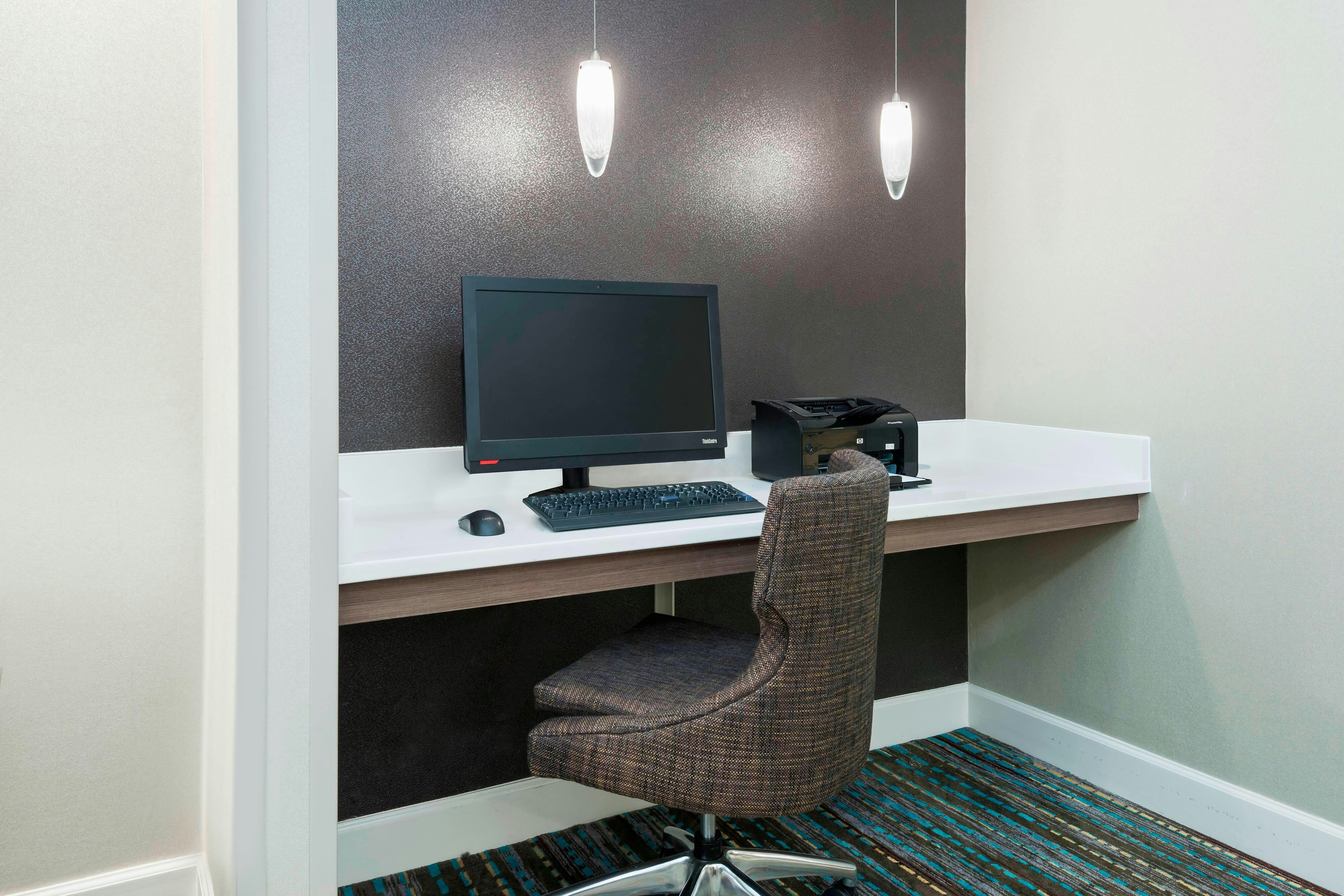 Residence Inn by Marriott Fort Myers 8/10
