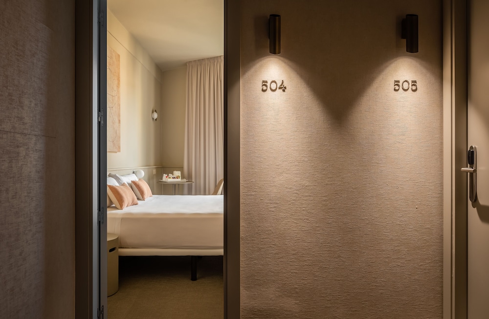 Hotel Condal 39/56