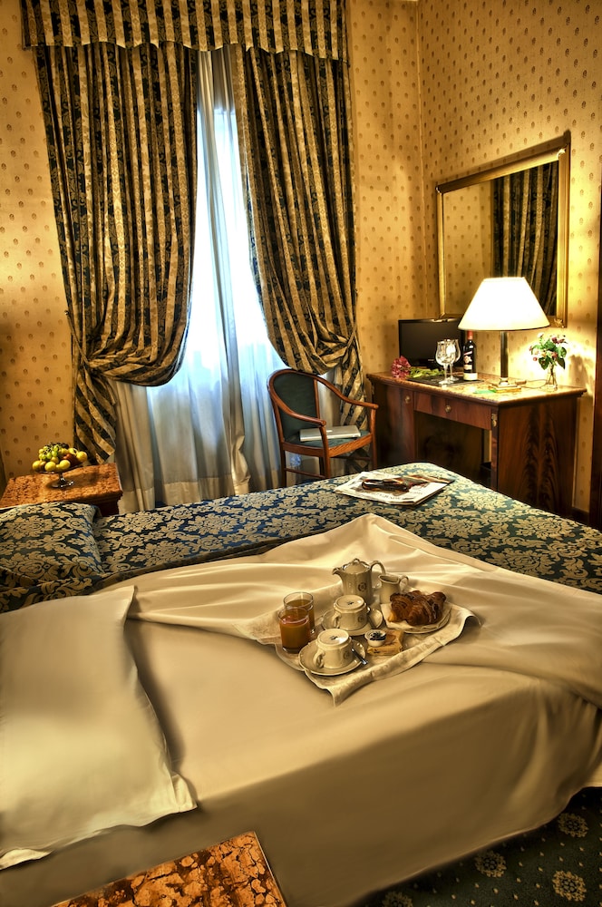 Hotel Cilicia 37/51
