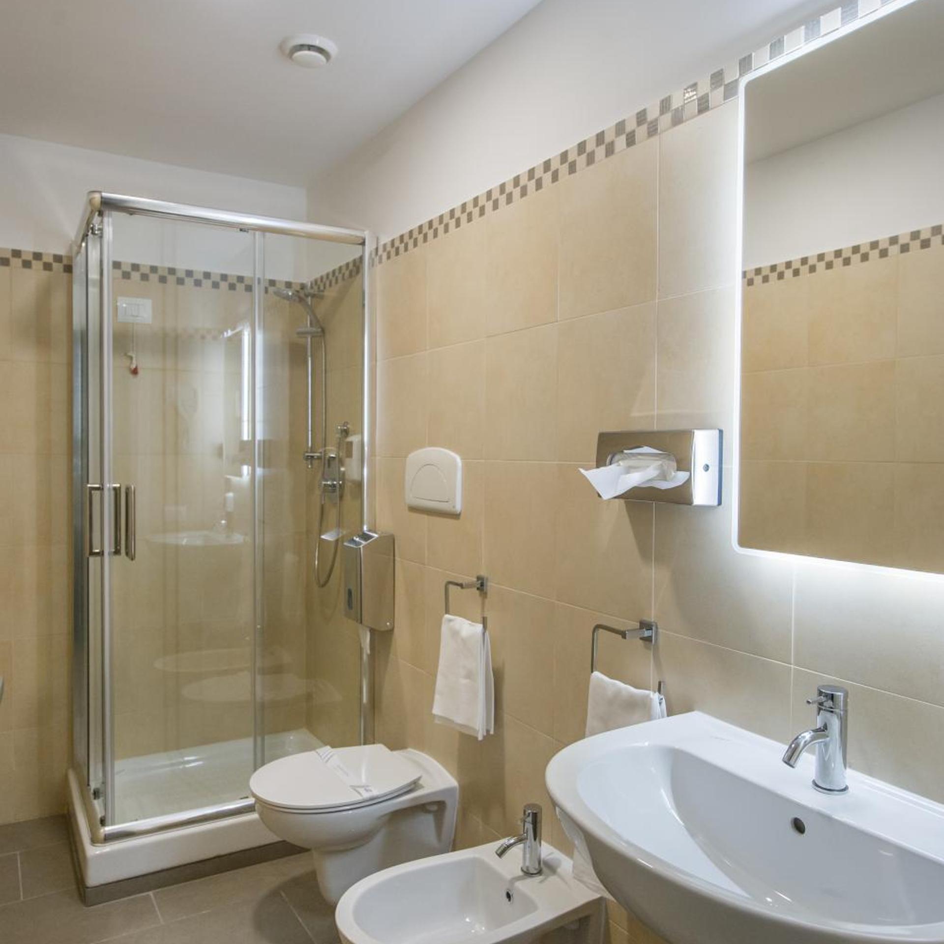 Hotel Testani Colleferro 56/58