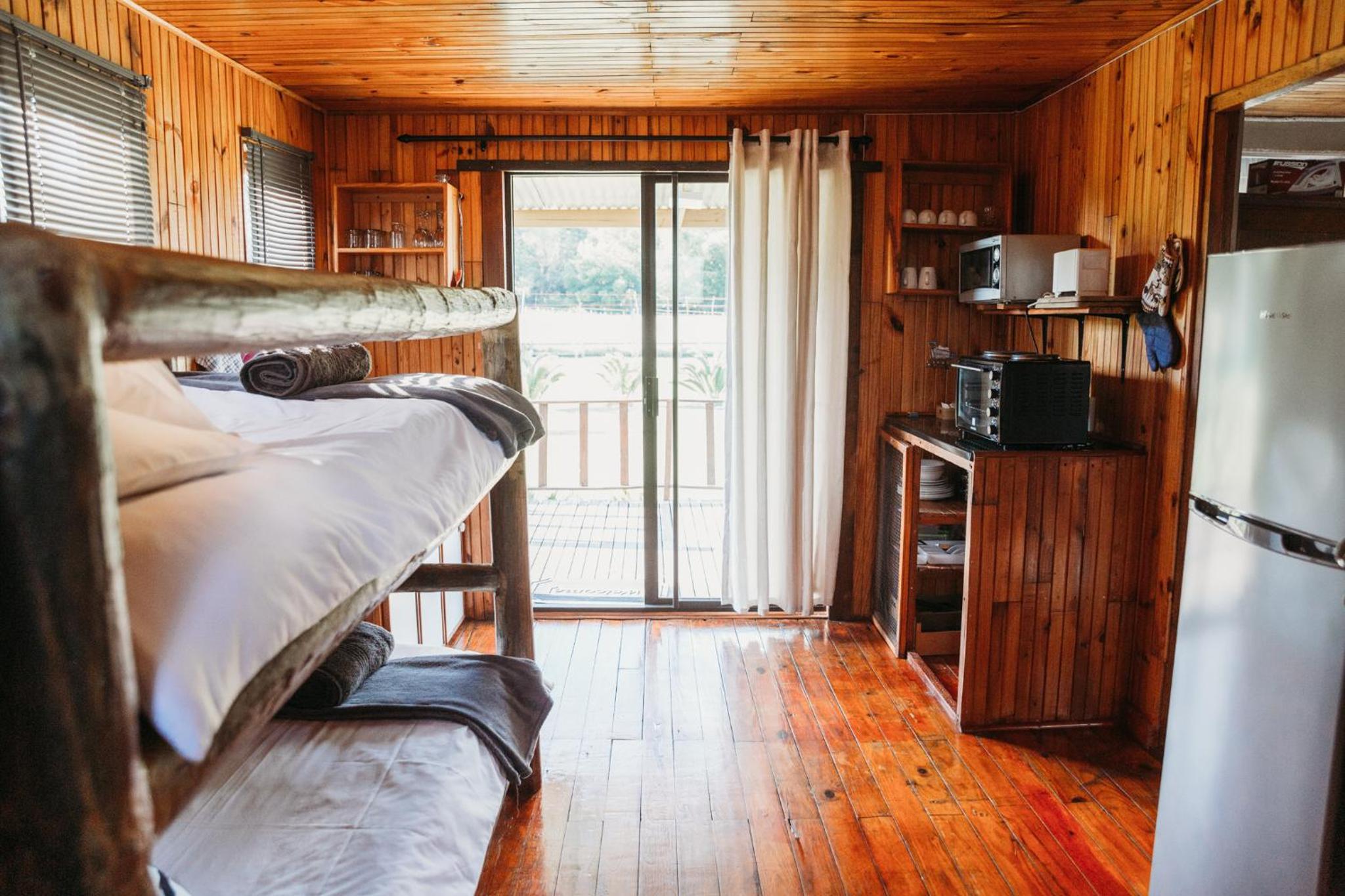Amperda Log Cabins 7/17
