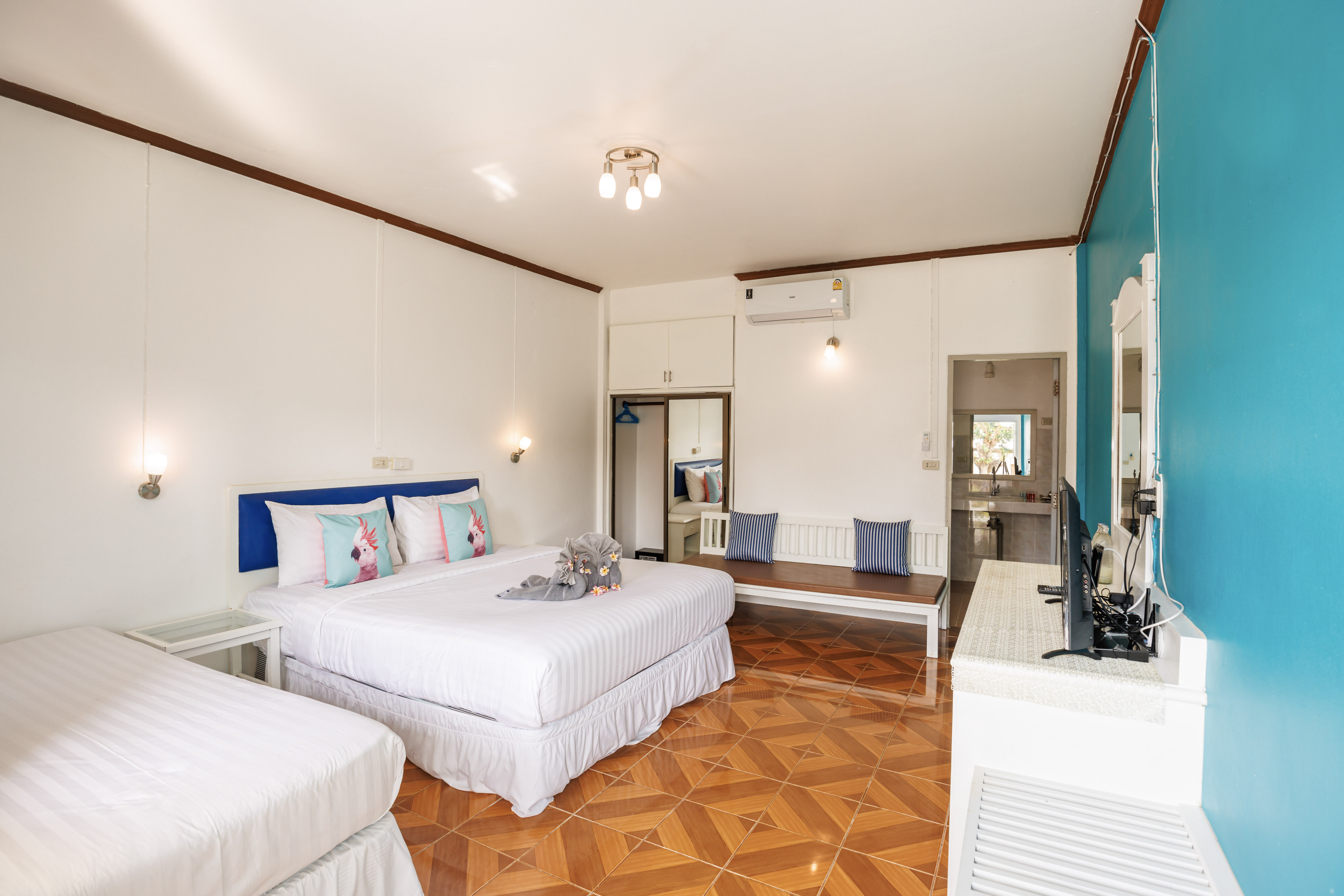 Bungalow, Beach Front، Bay Beach Resort 2/9