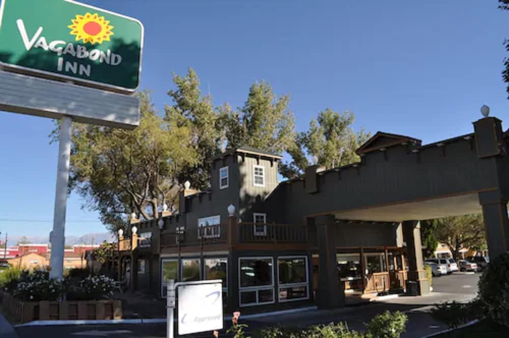 Vagabond Inn Bishop 8/32