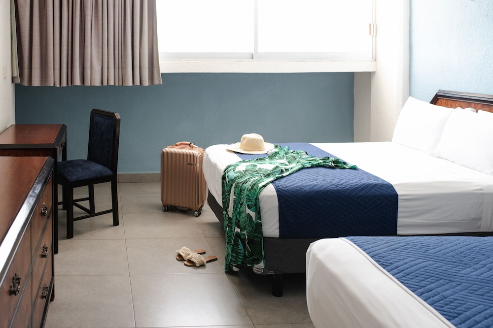 Los Aluxes Hotel 20/50