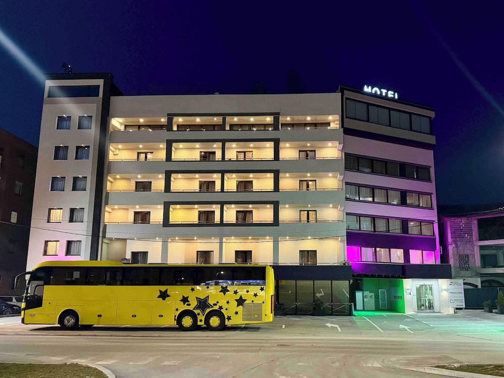 Hotel Espana 3/30
