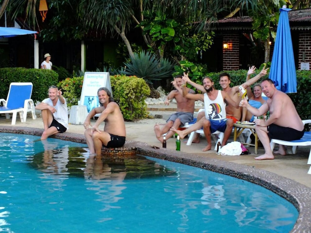 BLUE ANDAMAN LANTA RESORT 35/71