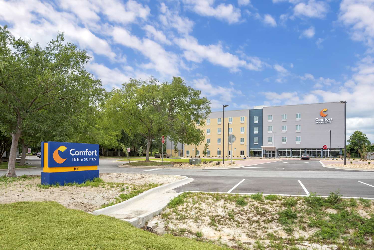 Comfort Inn and Suites Destin Near Henderson Beach 27/28