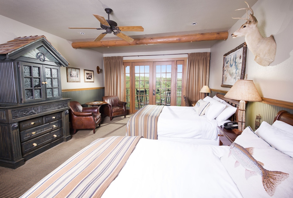 Big Cedar Lodge 32/66