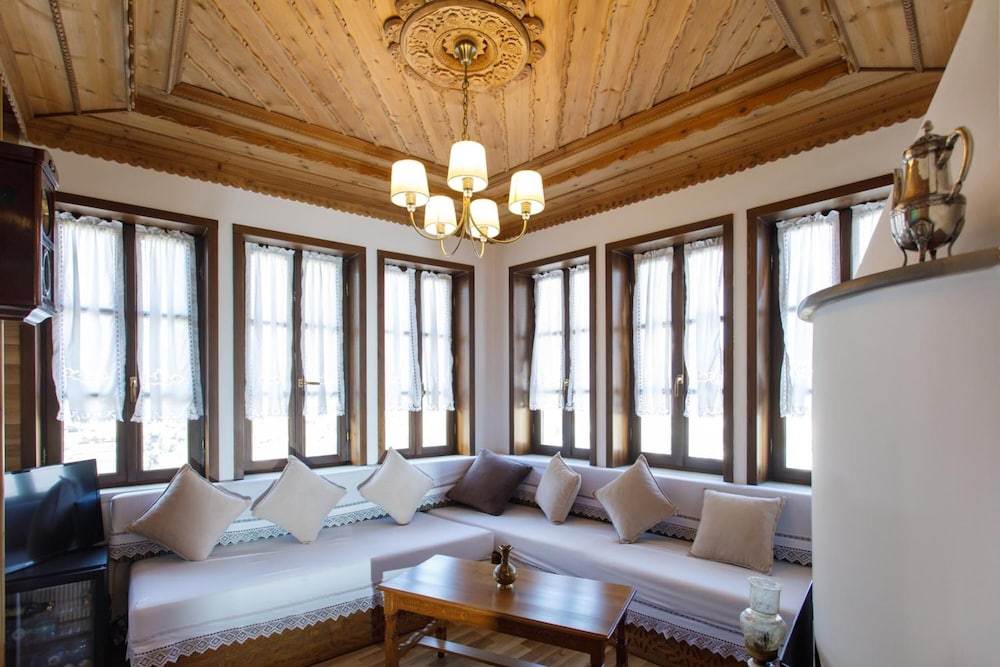 Kodra Hotel Gjirokaster 43/59