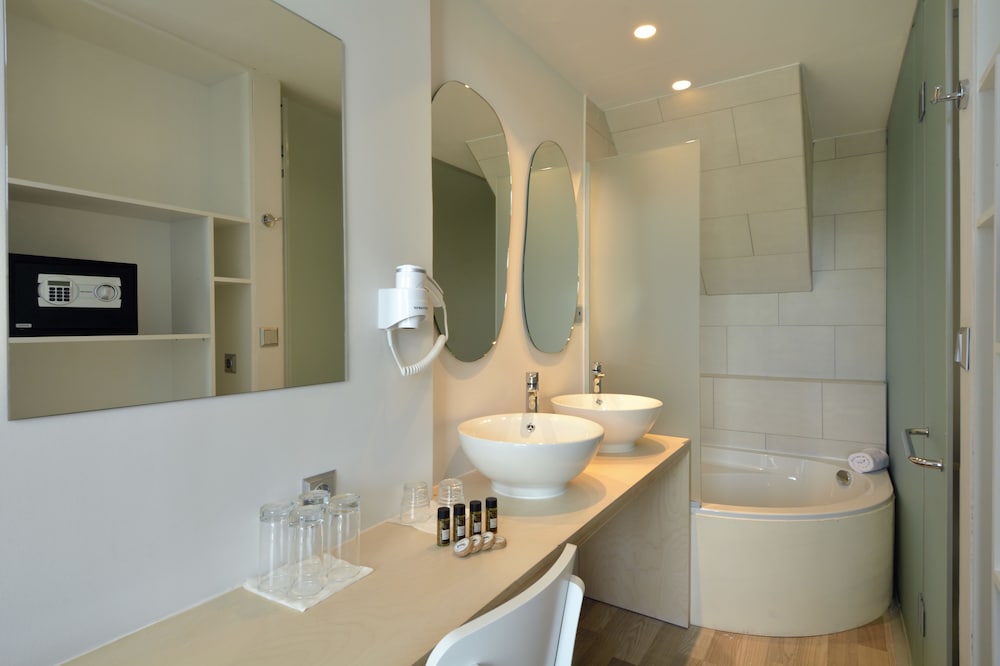 Selyria Resort 10/45