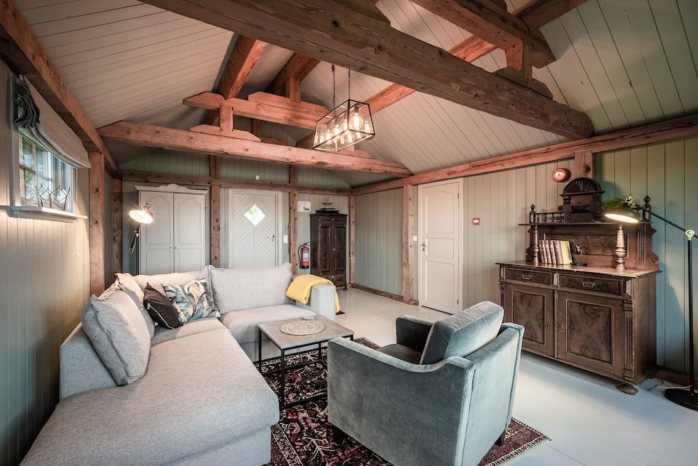 Haholmen Havstuer by Classic Norway Hotels 30/50