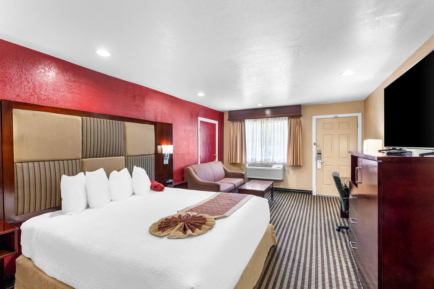 Room, King Bed, Accessible