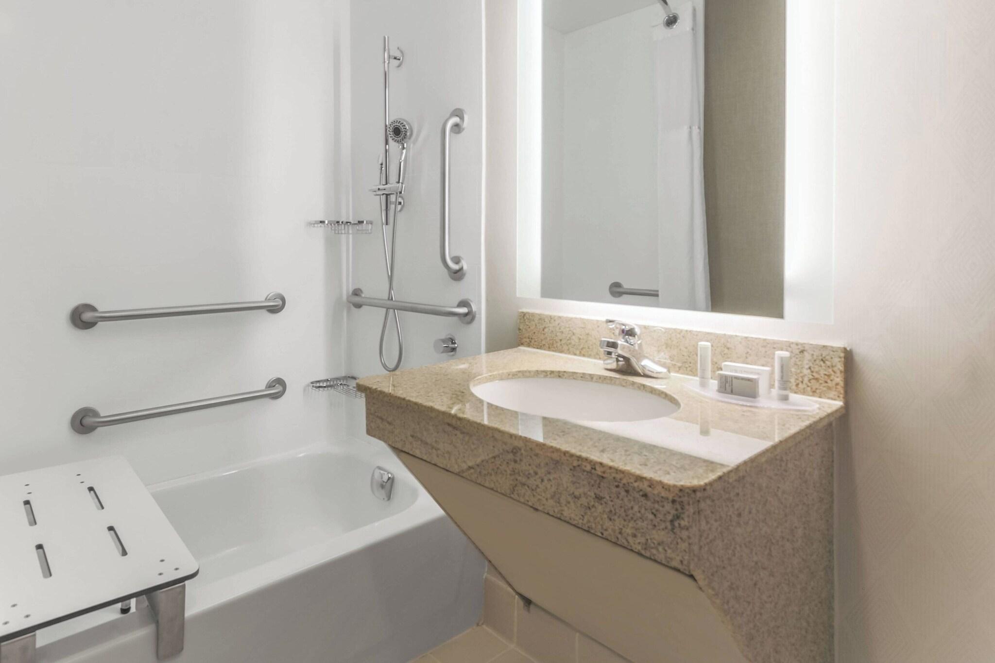 Studio, 2 Queen Beds, Springhill Suites Austin North Parmer Lane 2/4