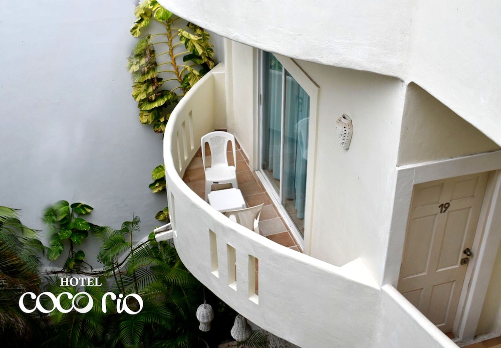 Coco Rio Hotel 1/50
