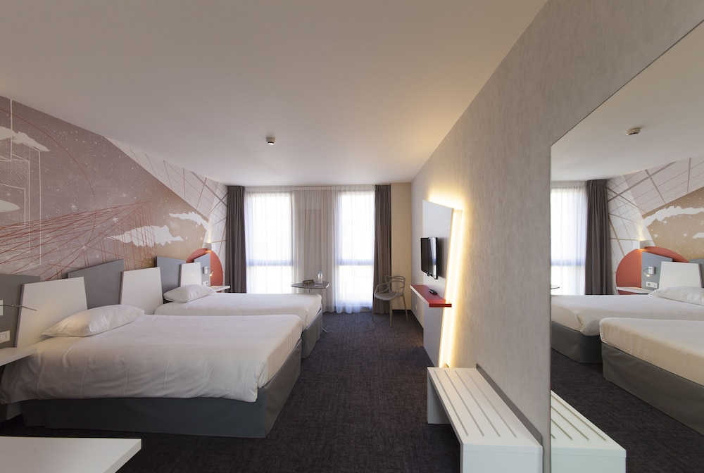 Ibis Styles Poitiers Centre 16/49